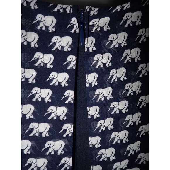 Cabi Top Womens M Blue White Parade‎ Elephant Print Lined Trendy Novelty Career - Picture 5 of 6